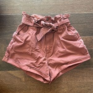 Abercrombie high waisted paper bag shorts